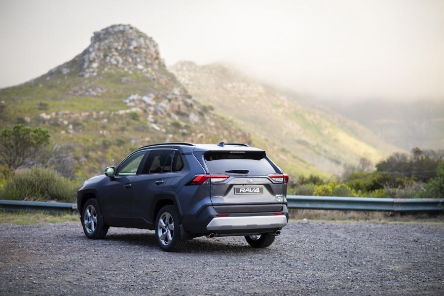  Toyota RAV4 GX-R AWD 2019 года  (ZA) (фото 8 из 22)
